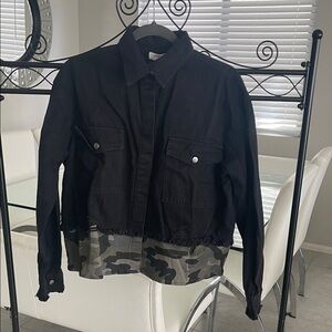 Umgee Black and Camouflage Jean Jacket